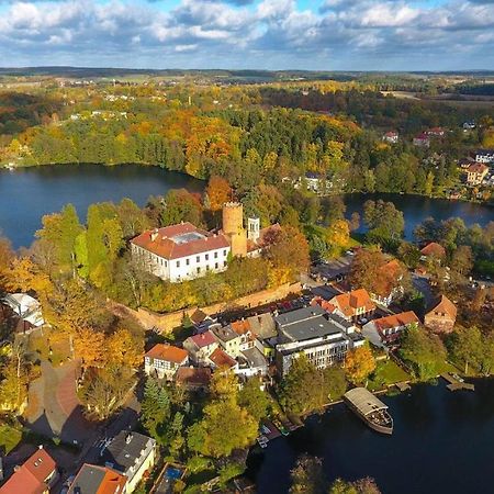 ホテル Zamek Joannitow Łagów エクステリア 写真