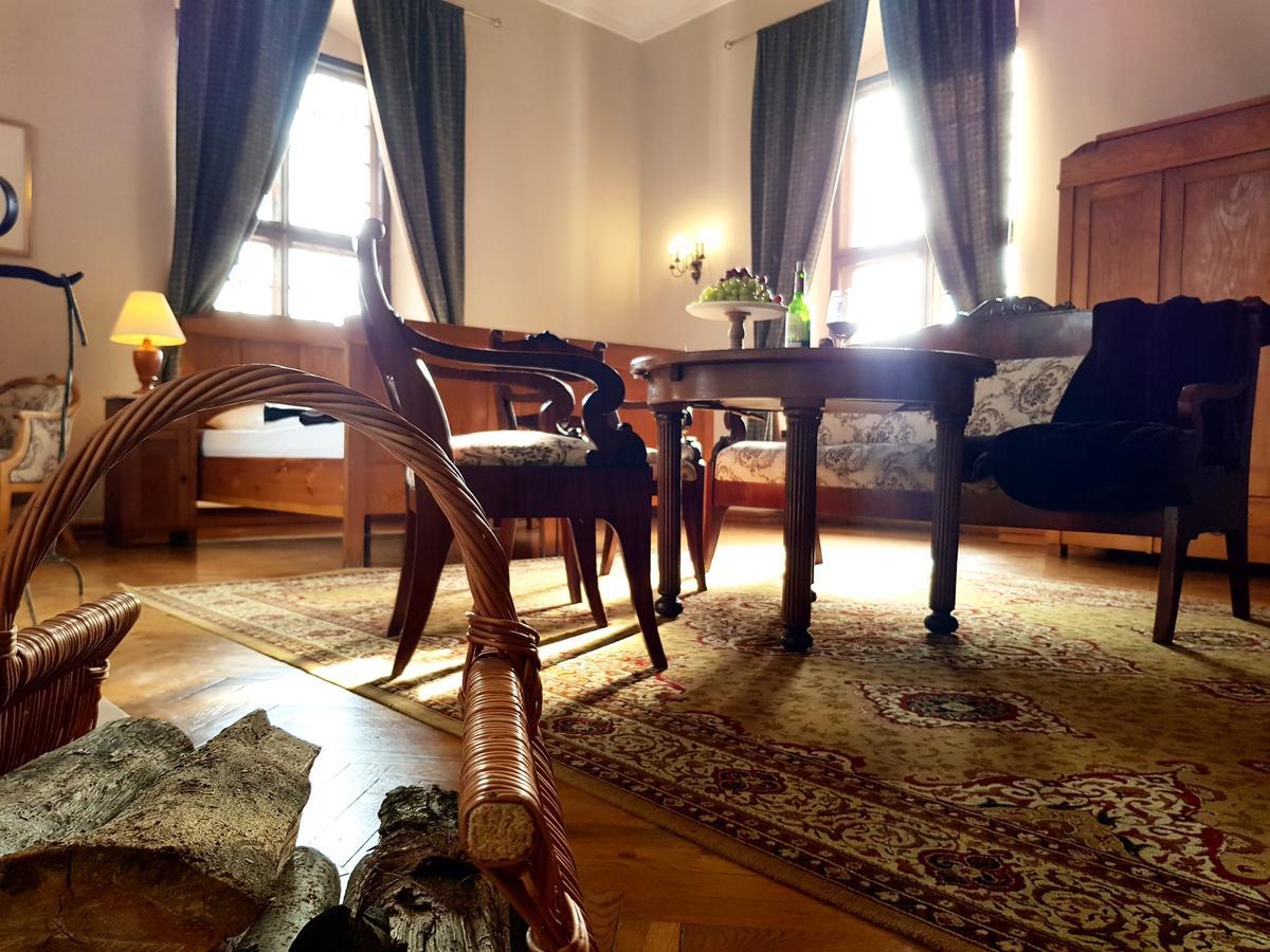 ホテル Zamek Joannitow Łagów エクステリア 写真