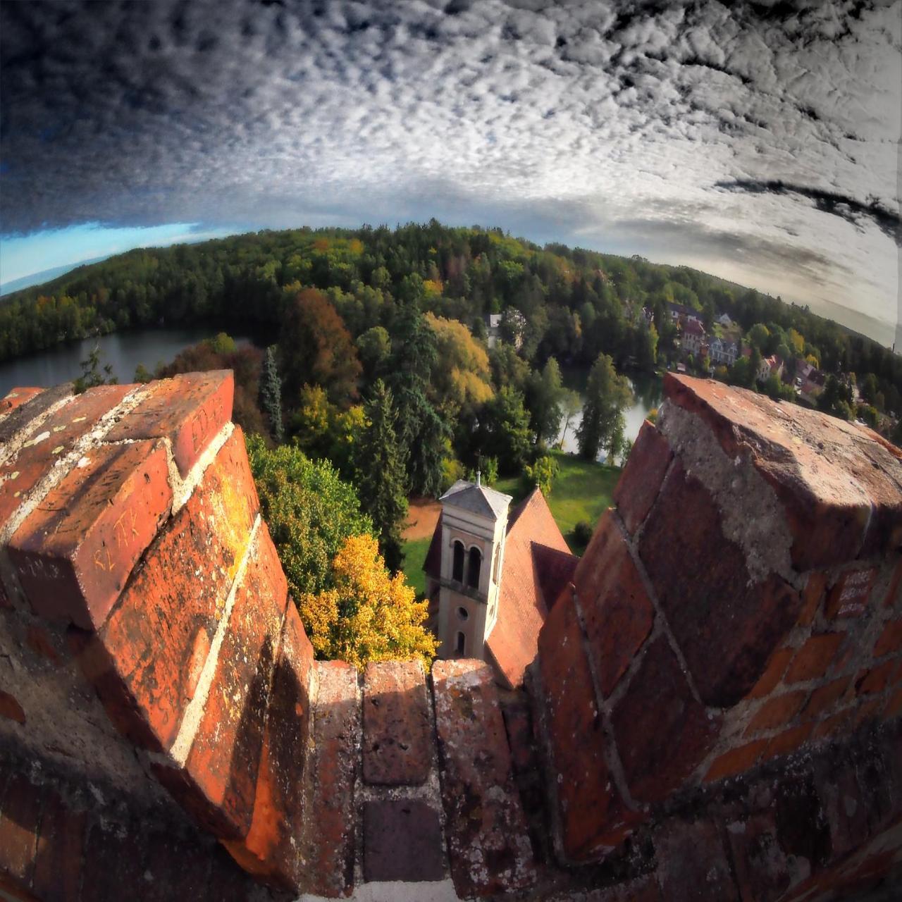 ホテル Zamek Joannitow Łagów エクステリア 写真